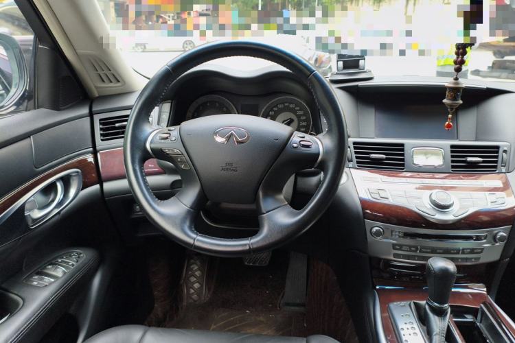 Used Infiniti Q70 2017 Q70L 2.5L Enjoyment Edition Steering Wheel