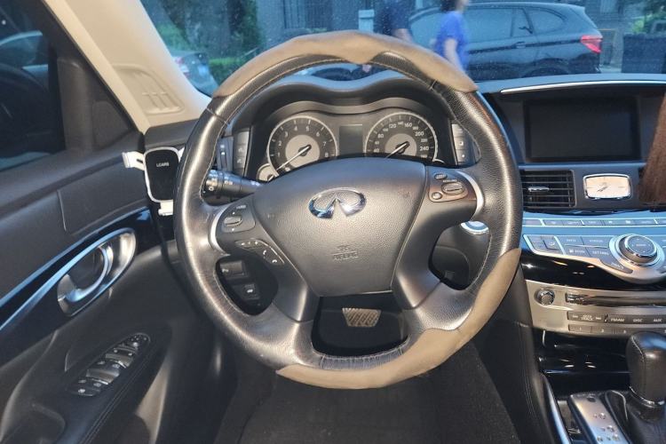 Used Infiniti Q70 2017 Q70L 2.5L Elite Edition Steering Wheel