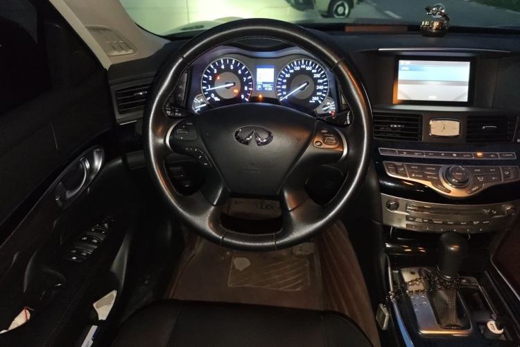 Used Infiniti Q70 2017 Q70L 2.5L Elite Edition Steering Wheel