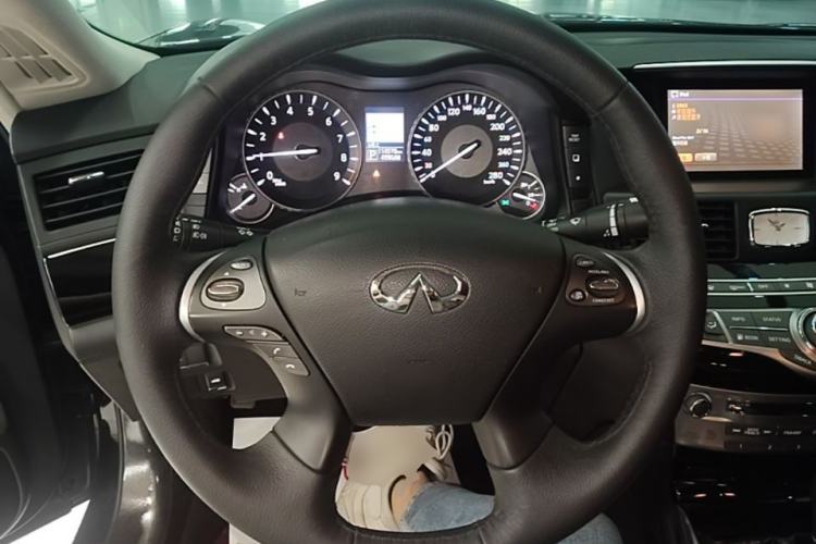 Used Infiniti Q70 2017 Q70L 2.5L Elite Edition Steering Wheel