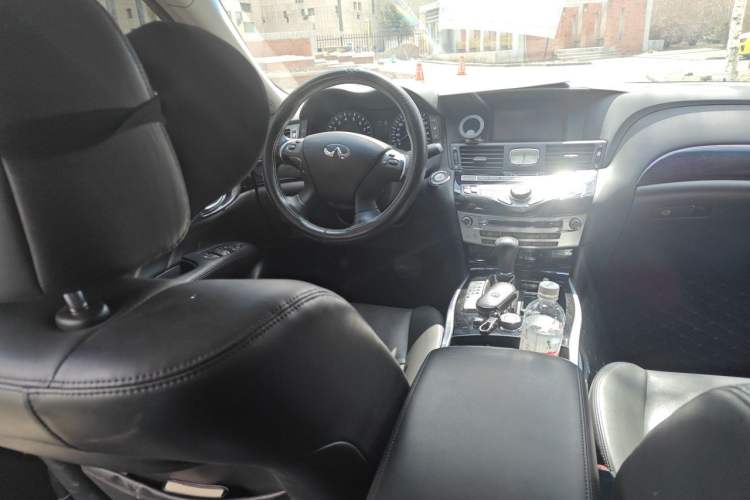Used Infiniti Q70 2017 Q70L 2.5L Elite Edition Steering Wheel