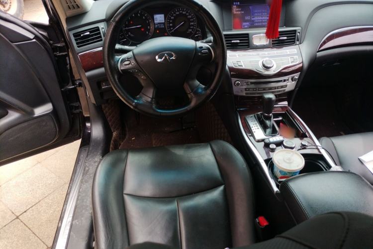 Used Infiniti Q70 2017 Q70L 2.5L Enjoyment Edition Steering Wheel