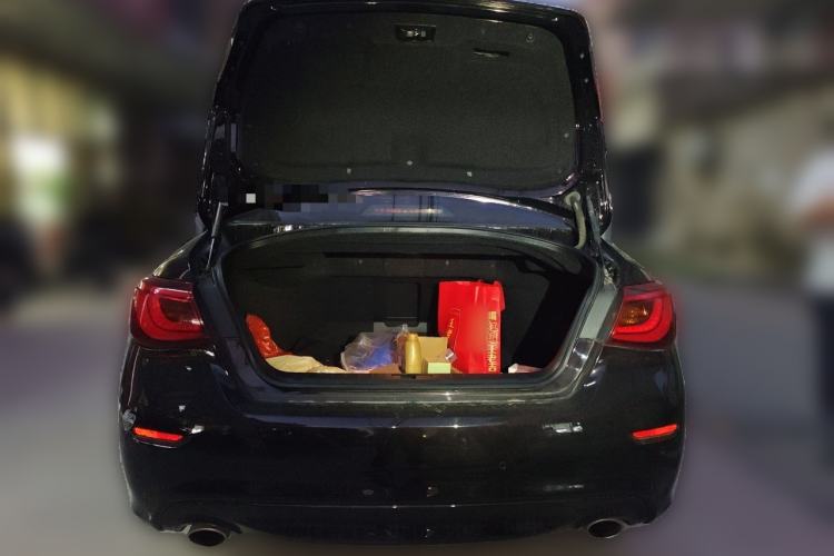 Used Infiniti Q70 2017 Q70L 2.5L Elite Edition Trunk