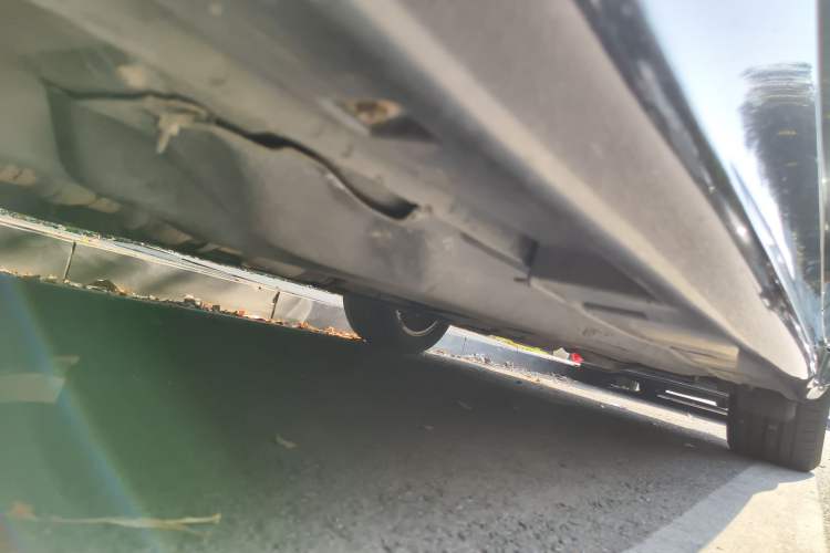 Used Infiniti Q70 2017 Q70L 2.5L Elite Edition Chassis Front Left