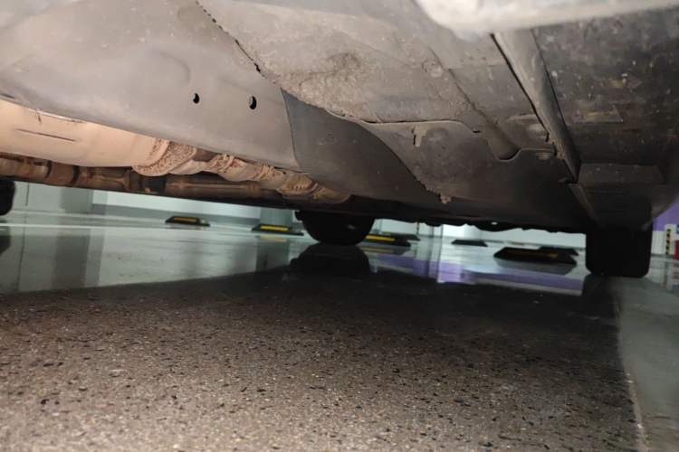 Used Infiniti Q70 2017 Q70L 2.5L Elite Edition Chassis Front Left