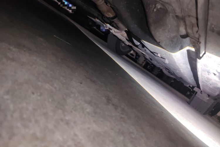 Used Infiniti Q70 2017 Q70L 2.5L Elite Edition Chassis Front Left