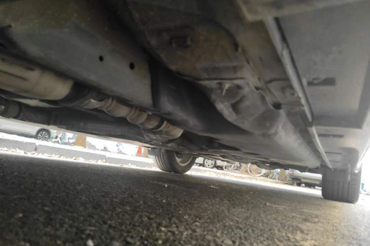 Used Infiniti Q70 2017 Q70L 2.5L Elite Edition Chassis Front Left