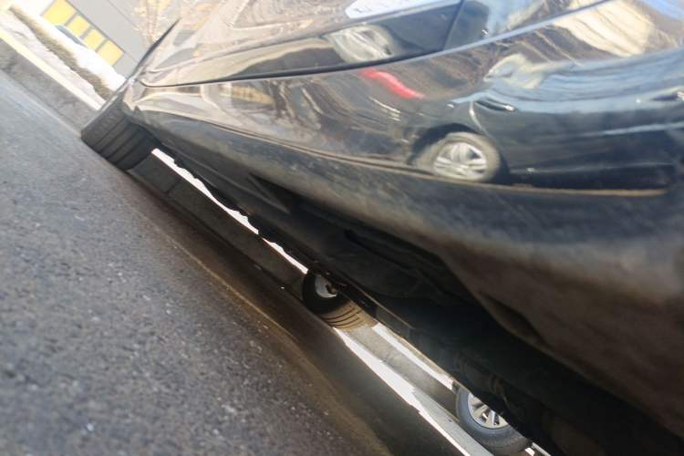 Used Infiniti Q70 2017 Q70L 2.5L Elite Edition Chassis Front Right
