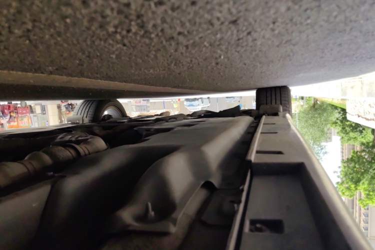 Used Infiniti Q70 2017 Q70L 2.5L Elite Edition Chassis Front Right