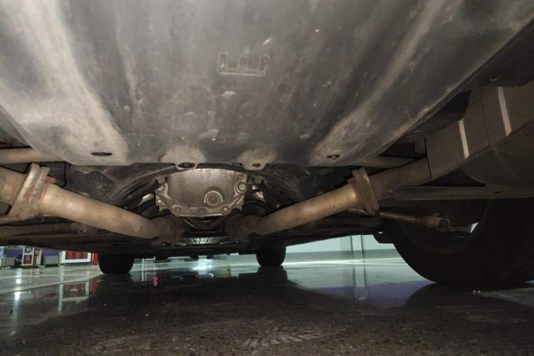 Used Infiniti Q70 2017 Q70L 2.5L Elite Edition Chassis Rear
