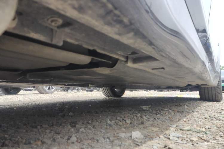 Used Infiniti Q70 2017 Q70L 2.5L Elite Edition Chassis Rear Right