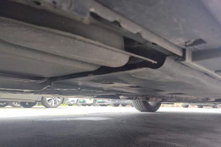 Used Infiniti Q70 2017 Q70L 2.5L Elite Edition Chassis Rear Right