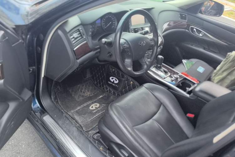 Used Infiniti Q70 2017 Q70L 2.5L Luxury Edition Driver Seat