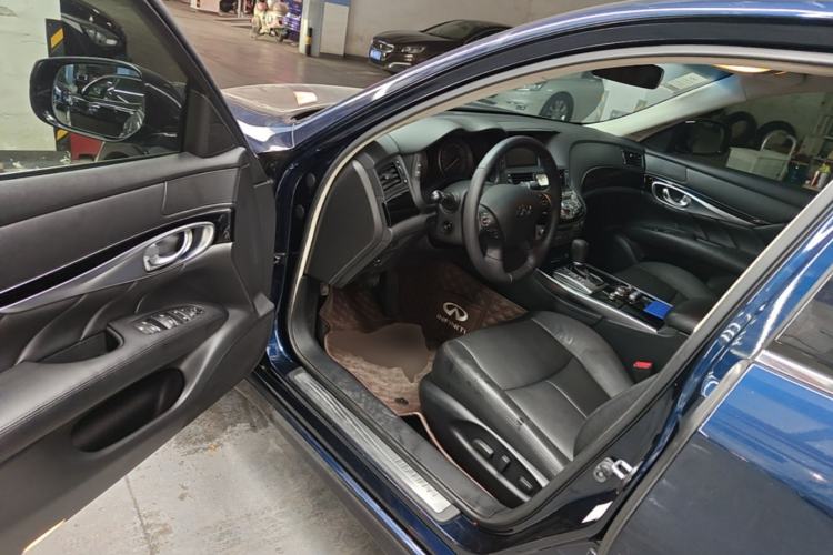 Used Infiniti Q70 2017 Q70L 2.5L Elite Edition Driver Seat