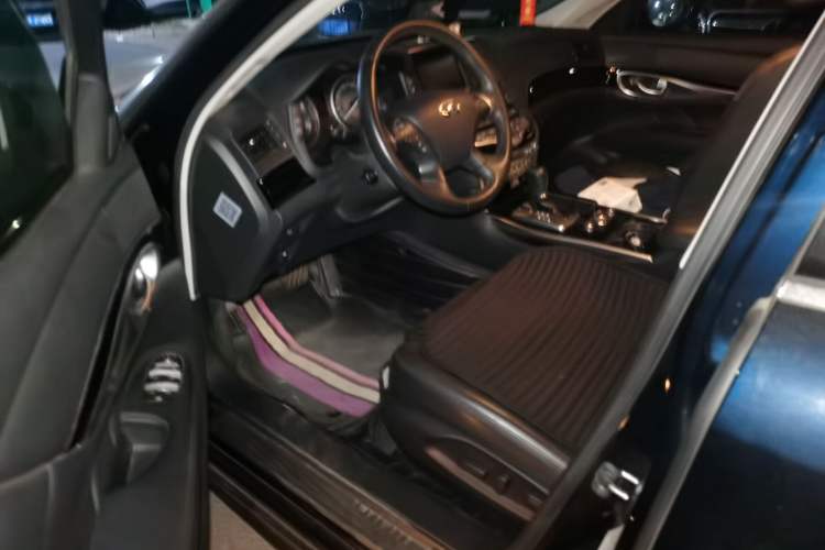 Used Infiniti Q70 2017 Q70L 2.5L Elite Edition Driver Seat