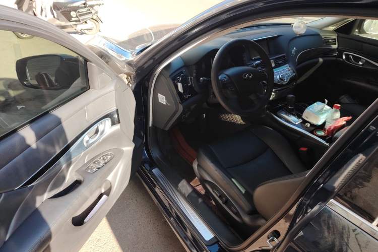 Used Infiniti Q70 2017 Q70L 2.5L Elite Edition Driver Seat