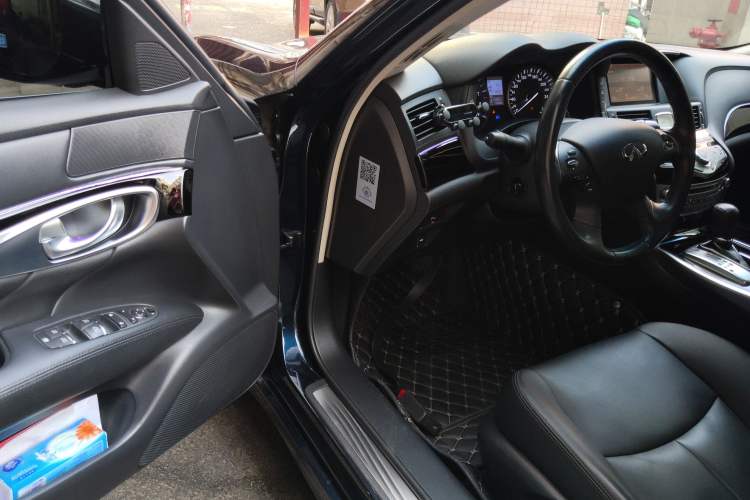 Used Infiniti Q70 2017 Q70L 2.5L Elite Edition Driver Seat