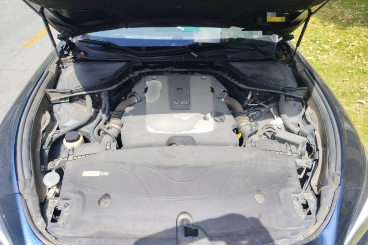 Used Infiniti Q70 2017 Q70L 2.5L Elite Edition Engine Bay