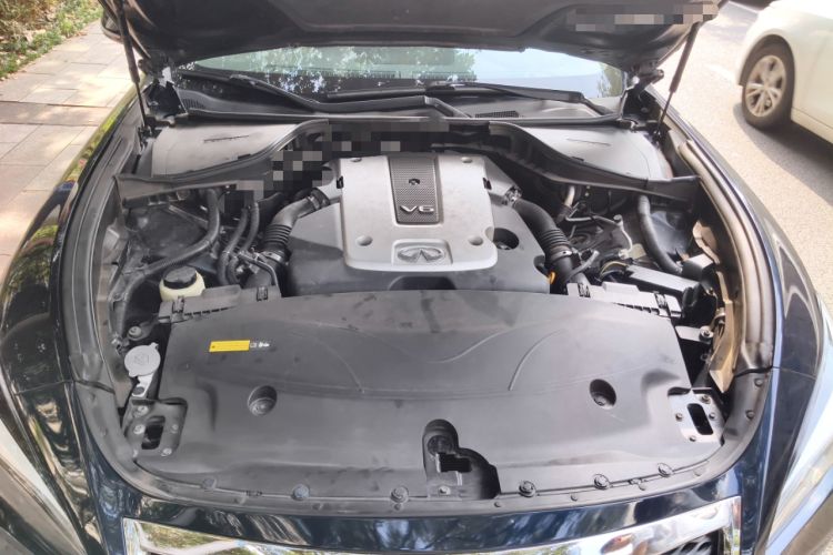 Used Infiniti Q70 2017 Q70L 2.5L Elite Edition Engine Bay