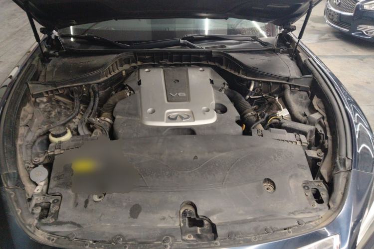 Used Infiniti Q70 2017 Q70L 2.5L Elite Edition Engine Bay