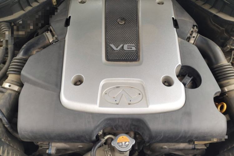 Used Infiniti Q70 2017 Q70L 2.5L Elite Edition Engine Bay