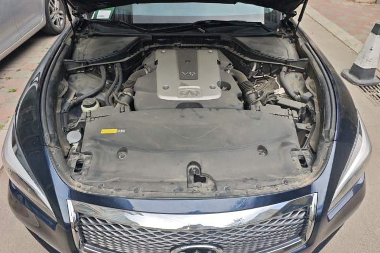 Used Infiniti Q70 2017 Q70L 2.5L Enjoyment Edition Engine Bay