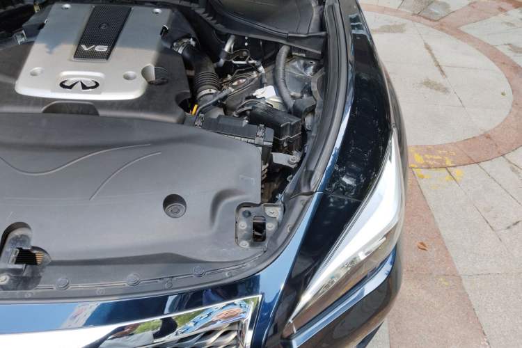 Used Infiniti Q70 2017 Q70L 2.5L Elite Edition Engine Bay Left