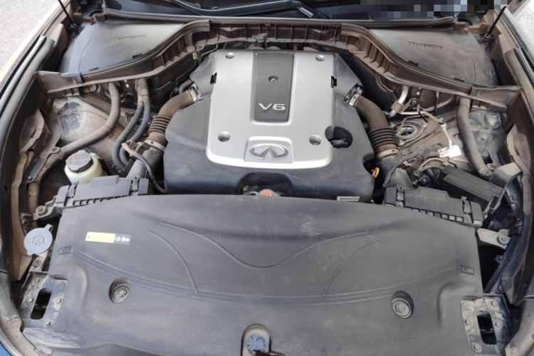 Used Infiniti Q70 2017 Q70L 2.5L Elite Edition Engine Bay