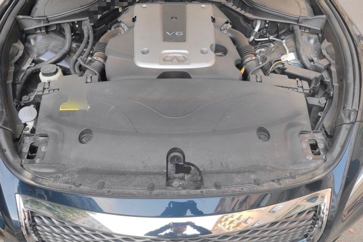 Used Infiniti Q70 2017 Q70L 2.5L Elite Edition Engine Bay