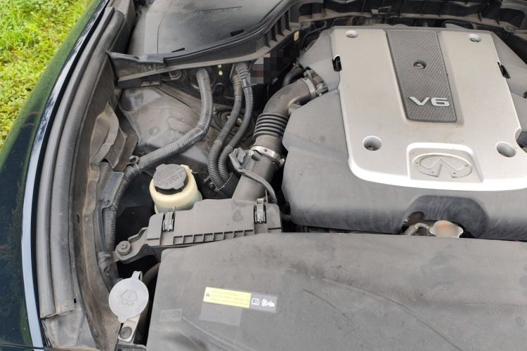 Used Infiniti Q70 2017 Q70L 2.5L Enjoyment Edition Engine Bay Right