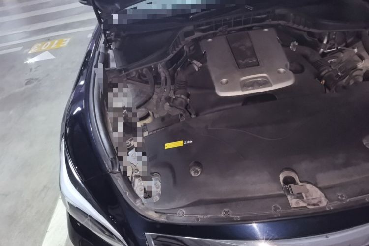 Used Infiniti Q70 2017 Q70L 2.5L Elite Edition Engine Bay Right