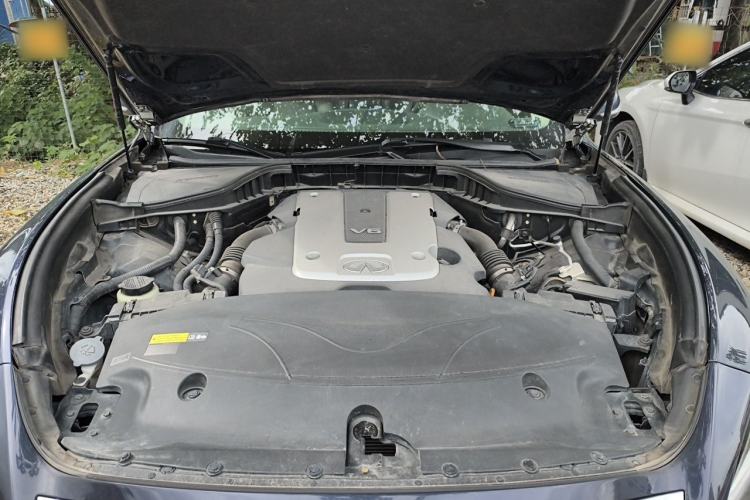 Used Infiniti Q70 2017 Q70L 2.5L Elite Edition Engine Bay