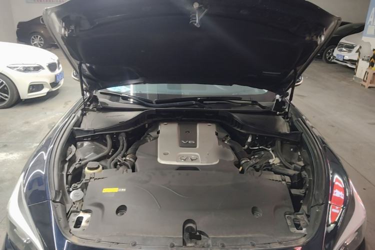 Used Infiniti Q70 2017 Q70L 2.5L Elite Edition Engine Bay