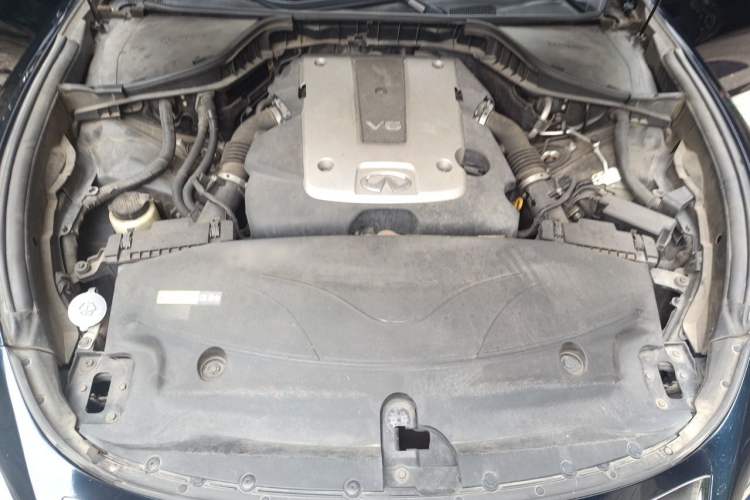 Used Infiniti Q70 2017 Q70L 2.5L Enjoyment Edition Engine Bay