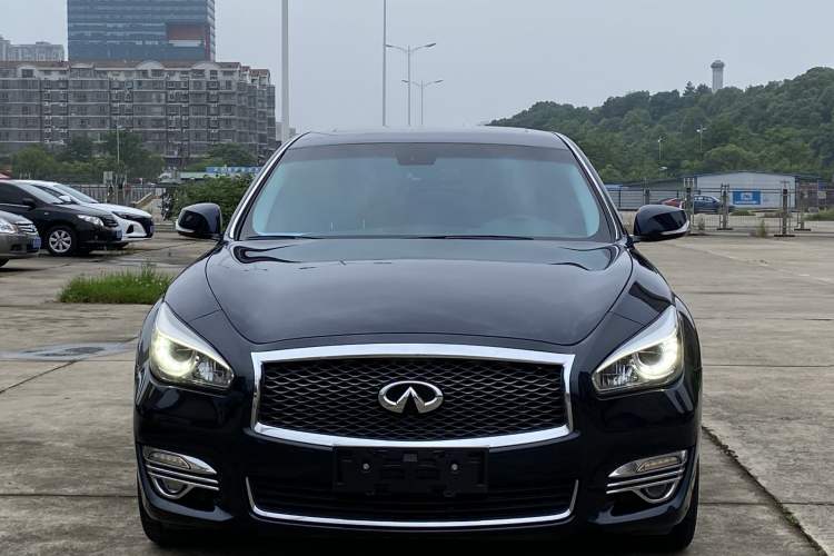 Used Infiniti Q70 2017 Q70L 2.5L Elite Edition Exterior 1