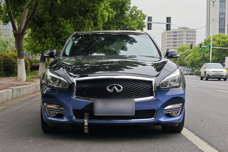 Used Infiniti Q70 2017 Q70L 2.5L Enjoyment Edition Exterior 2