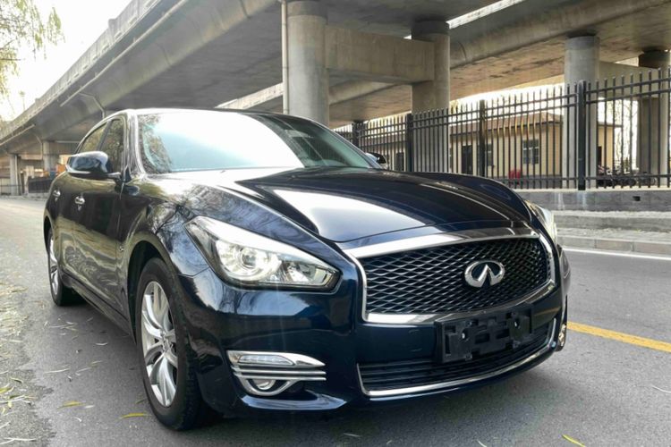 Used Infiniti Q70 2017 Q70L 2.5L Elite Edition Exterior 2
