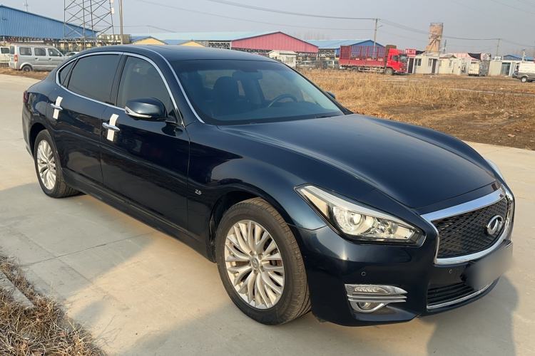 Used Infiniti Q70 2017 Q70L 2.5L Enjoyment Edition Exterior 2