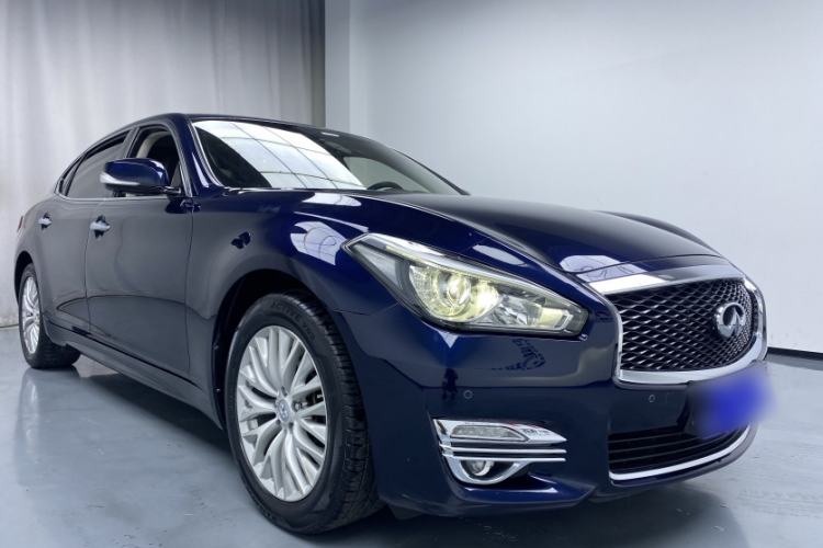 Used Infiniti Q70 2017 Q70L 2.5L Enjoyment Edition Exterior 2