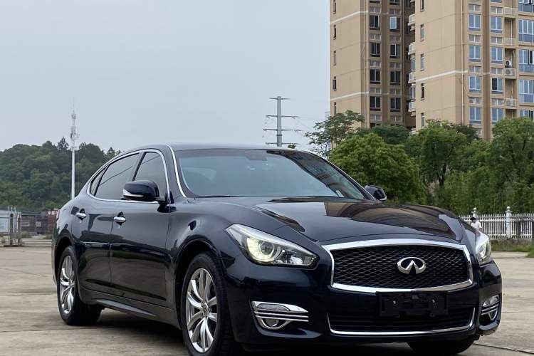 Used Infiniti Q70 2017 Q70L 2.5L Elite Edition Exterior 2