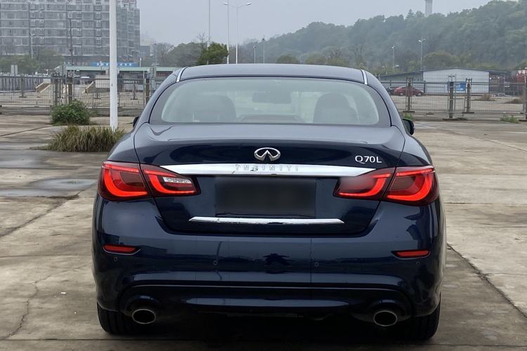 Used Infiniti Q70 2017 Q70L 2.5L Elite Edition Exterior 4