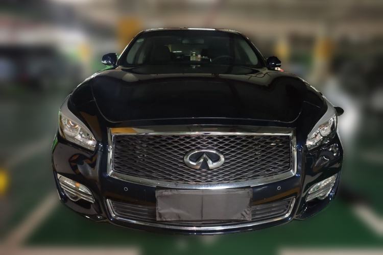 Used Infiniti Q70 2017 Q70L 2.5L Enjoyment Edition Front