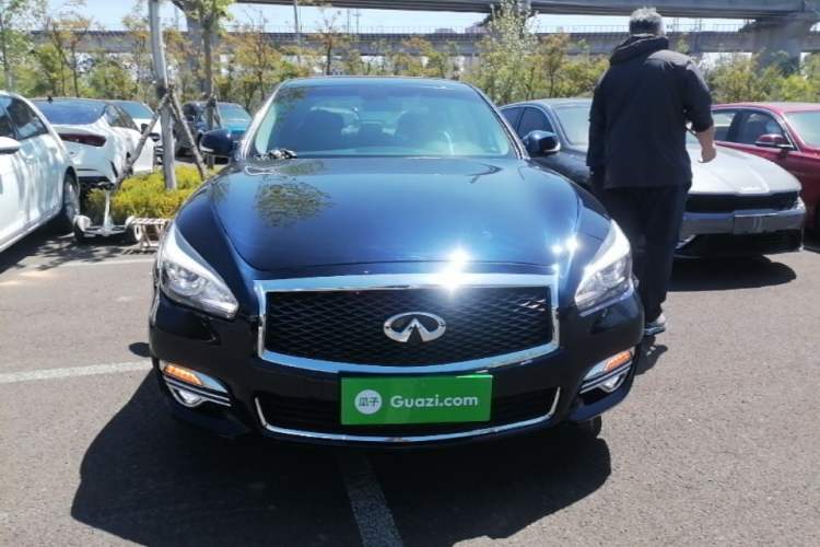 Used Infiniti Q70 2017 Q70L 2.5L Elite Edition Front