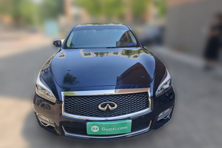 Used Infiniti Q70 2017 Q70L 2.5L Enjoyment Edition Front