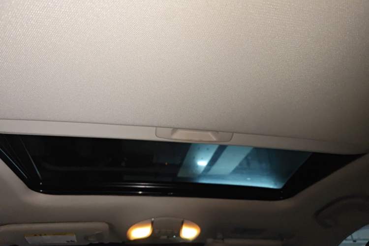 Used Infiniti Q70 2017 Q70L 2.5L Elite Edition Headliner