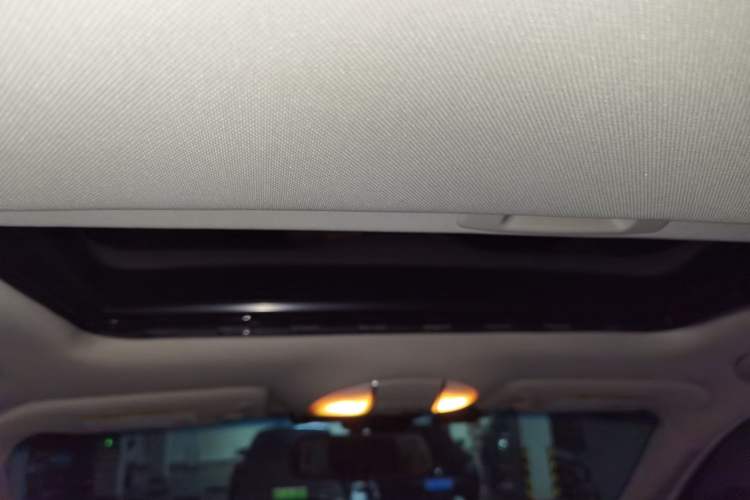 Used Infiniti Q70 2017 Q70L 2.5L Elite Edition Headliner