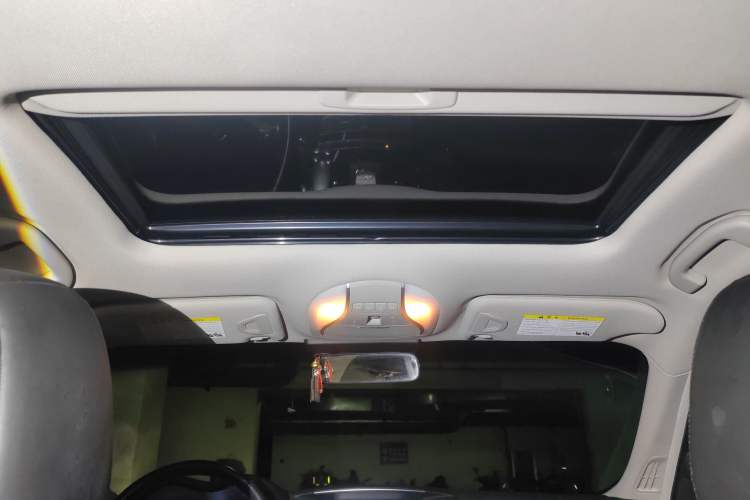 Used Infiniti Q70 2017 Q70L 2.5L Elite Edition Headliner