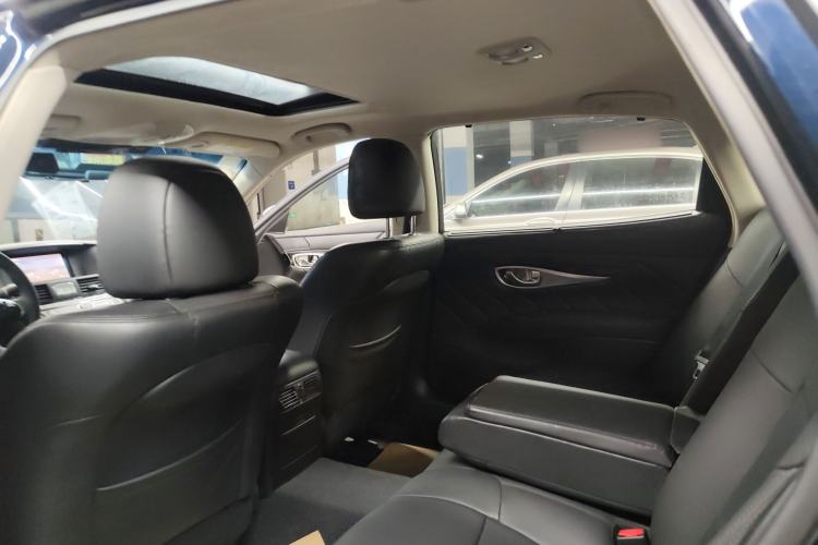 Used Infiniti Q70 2017 Q70L 2.5L Elite Edition Headliner