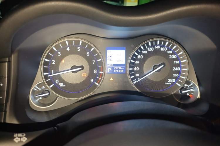 Used Infiniti Q70 2017 Q70L 2.5L Enjoyment Edition Instrument Cluster