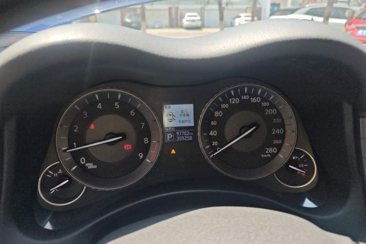 Used Infiniti Q70 2017 Q70L 2.5L Enjoyment Edition Instrument Cluster